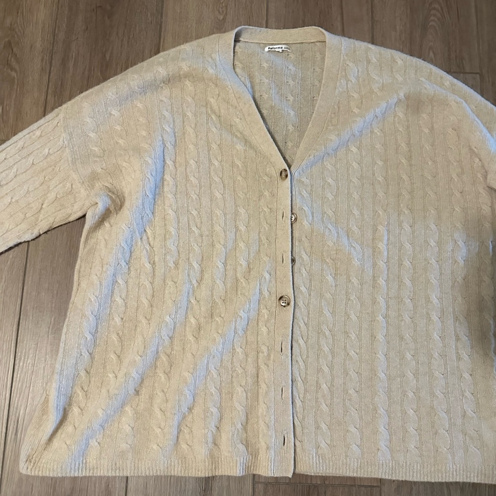 Reformation Guista Cashmere Cardigan - Picture 4 of 11